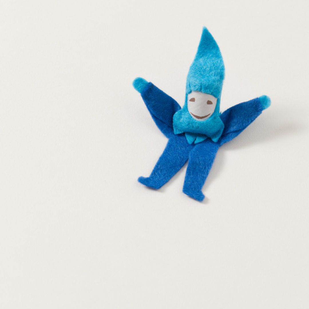 Kleiner Filz-Wichtel in Blau