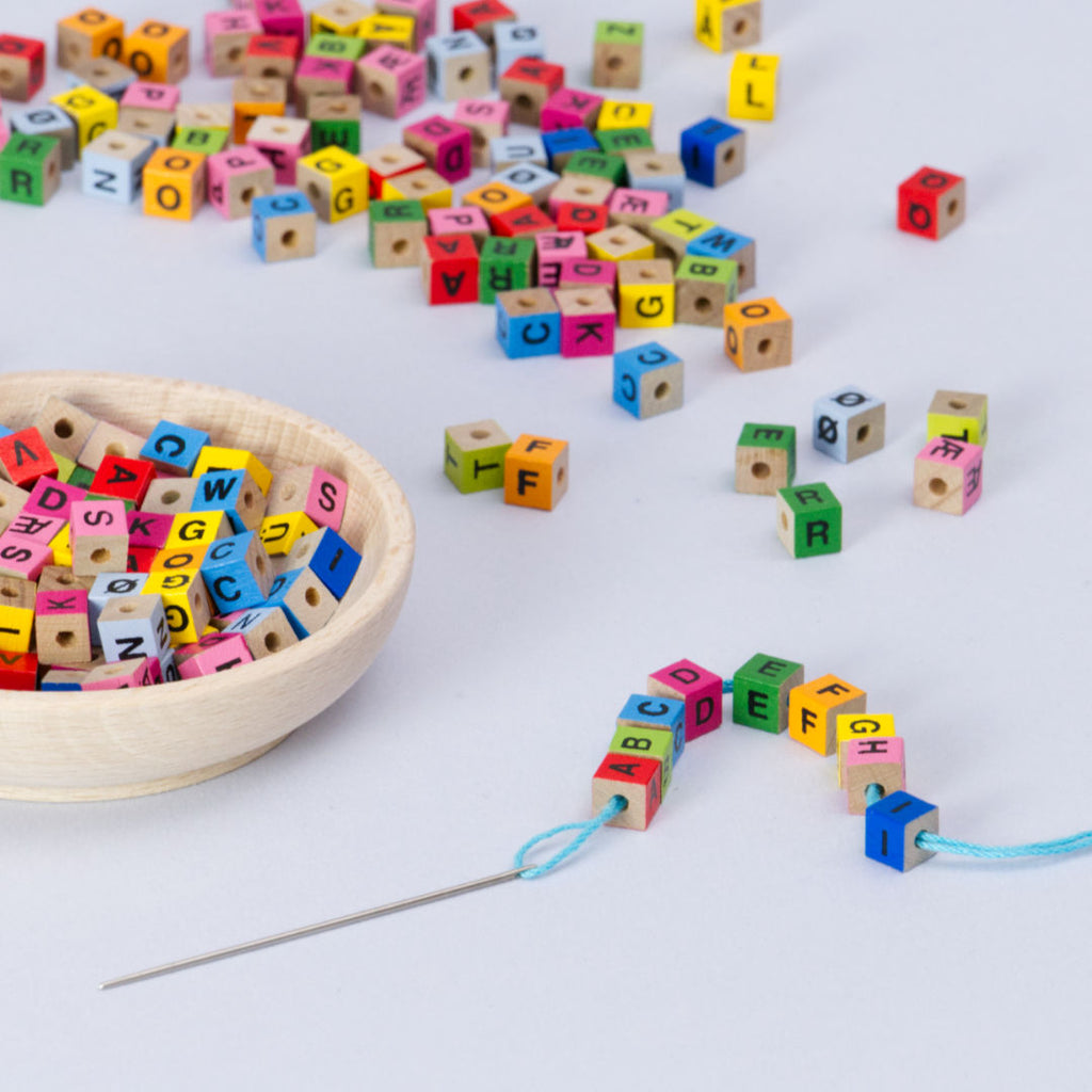 Holzperlen bunte Buchstaben, goki
