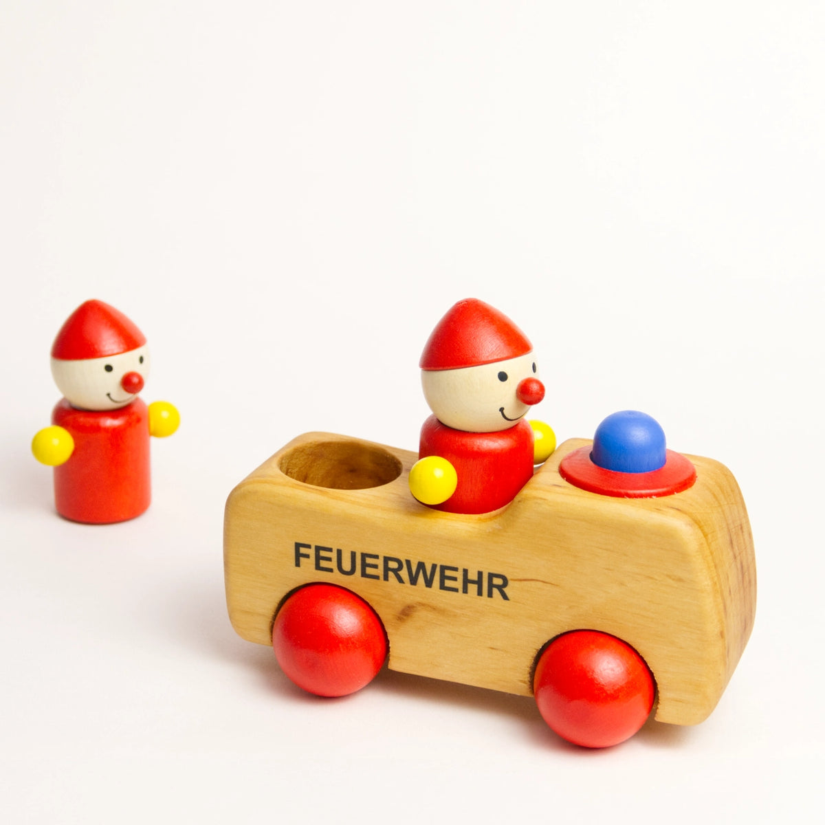 Feuerwehrwicht „Manne“, Feuerwehrauto mit Hupe, Pfingstweid