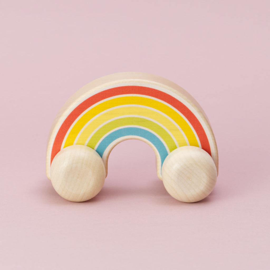 Greiffahrzeug Regenbogen, goki Babyspielzeug
