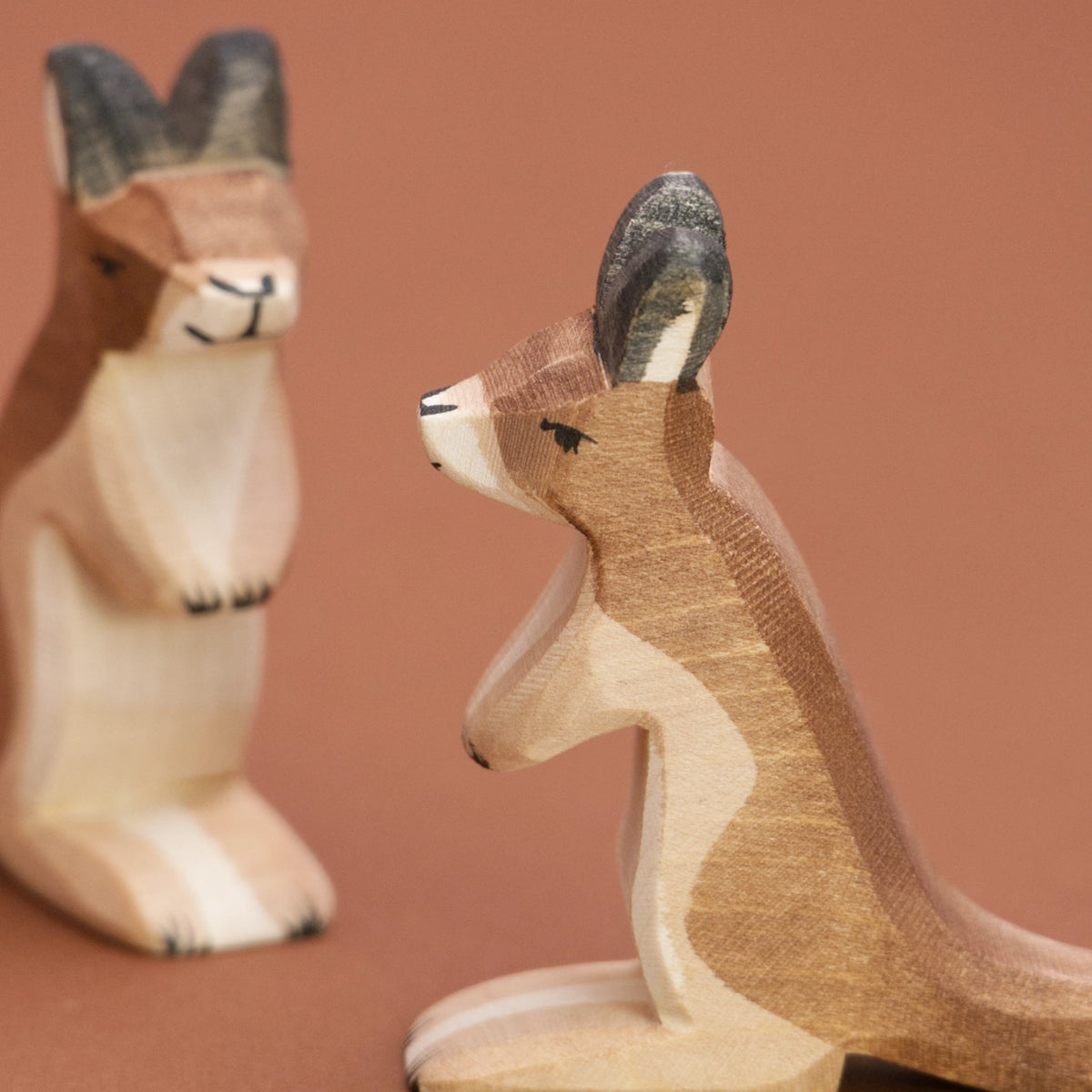 Ostheimer Känguru klein, Holzfigur – Foto 4