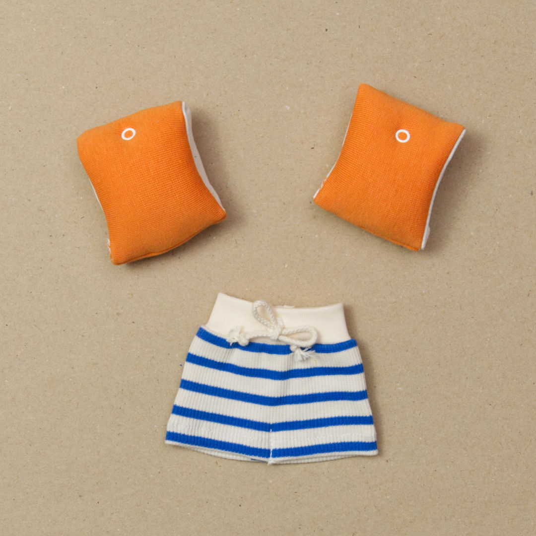 Schwimmflügel und Badehose für Puppen – Foto 4