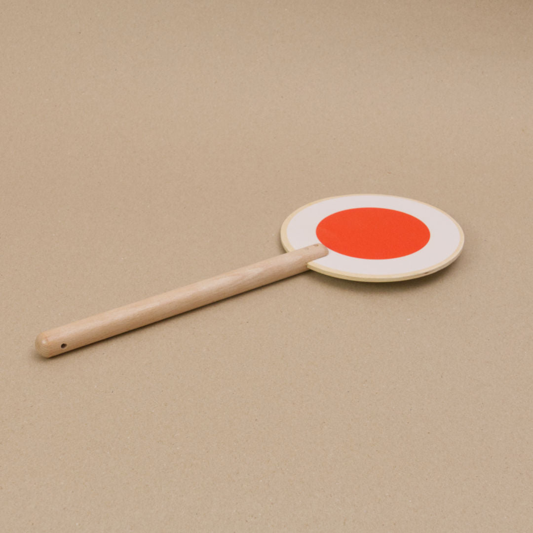 Signalkelle Spielzeug aus Holz, goki – Foto 3