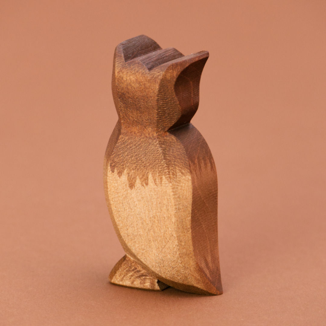 Ostheimer Uhu, handgefertigte Holzfiguren – Foto 3