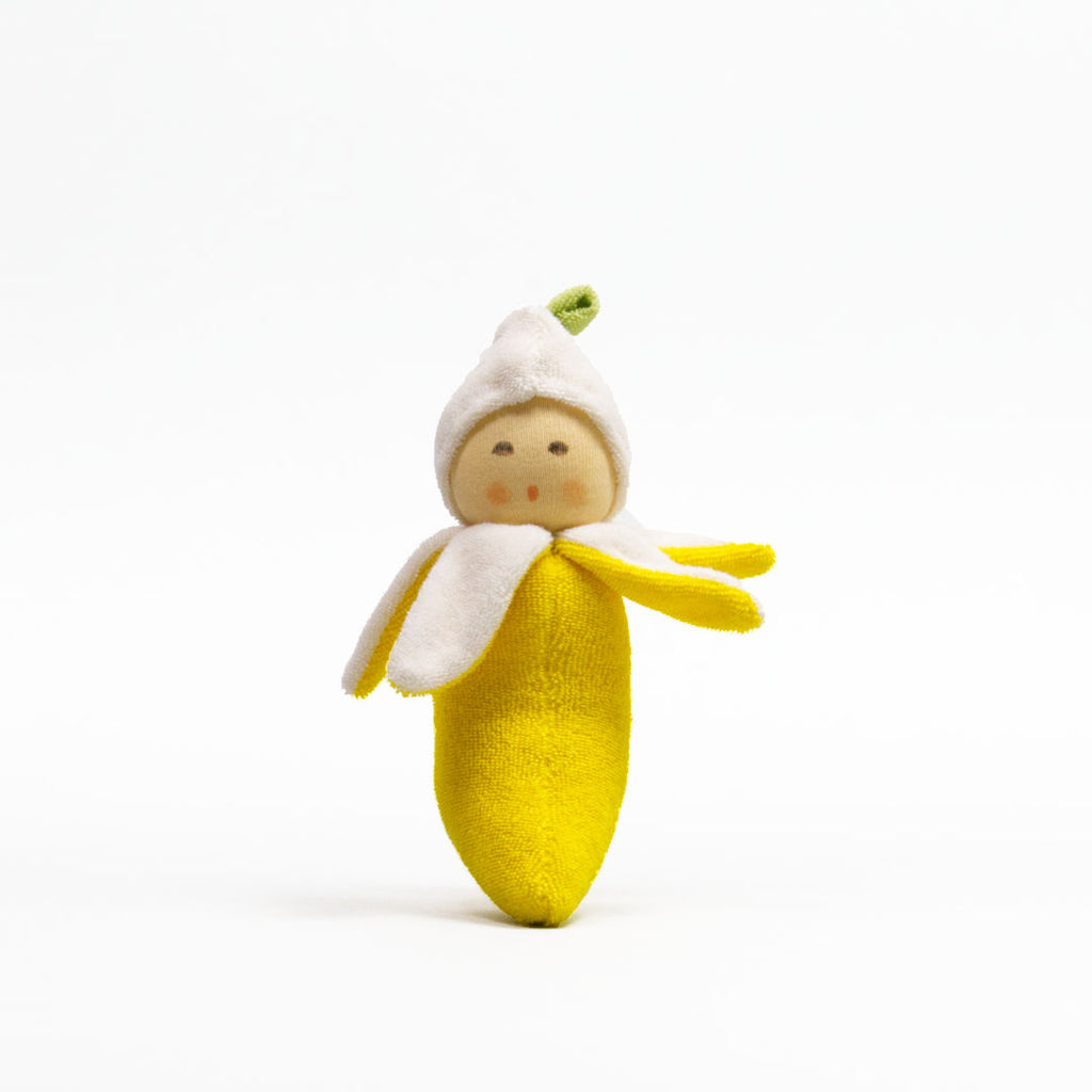 Gemüsegreifling Banane mit hellem Gesicht aus bio Frottee und mit Rassel.