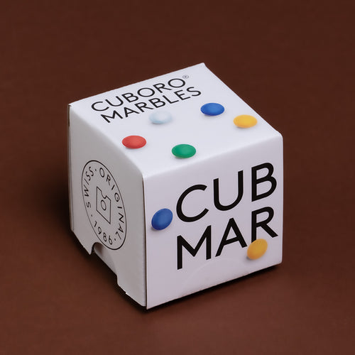 Pappverpackung des Glasmurmelsets von Cuboro.