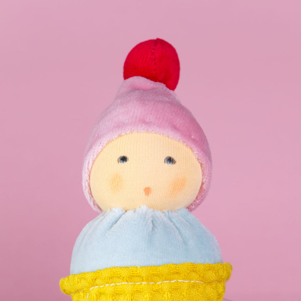 Portraitaufnahme des Greiflings "Eiswaffel" von Nanchen