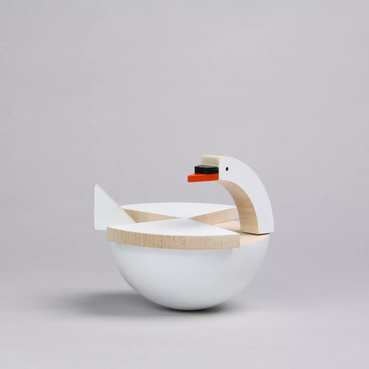 Schwan LABU von KUTULU, weiß