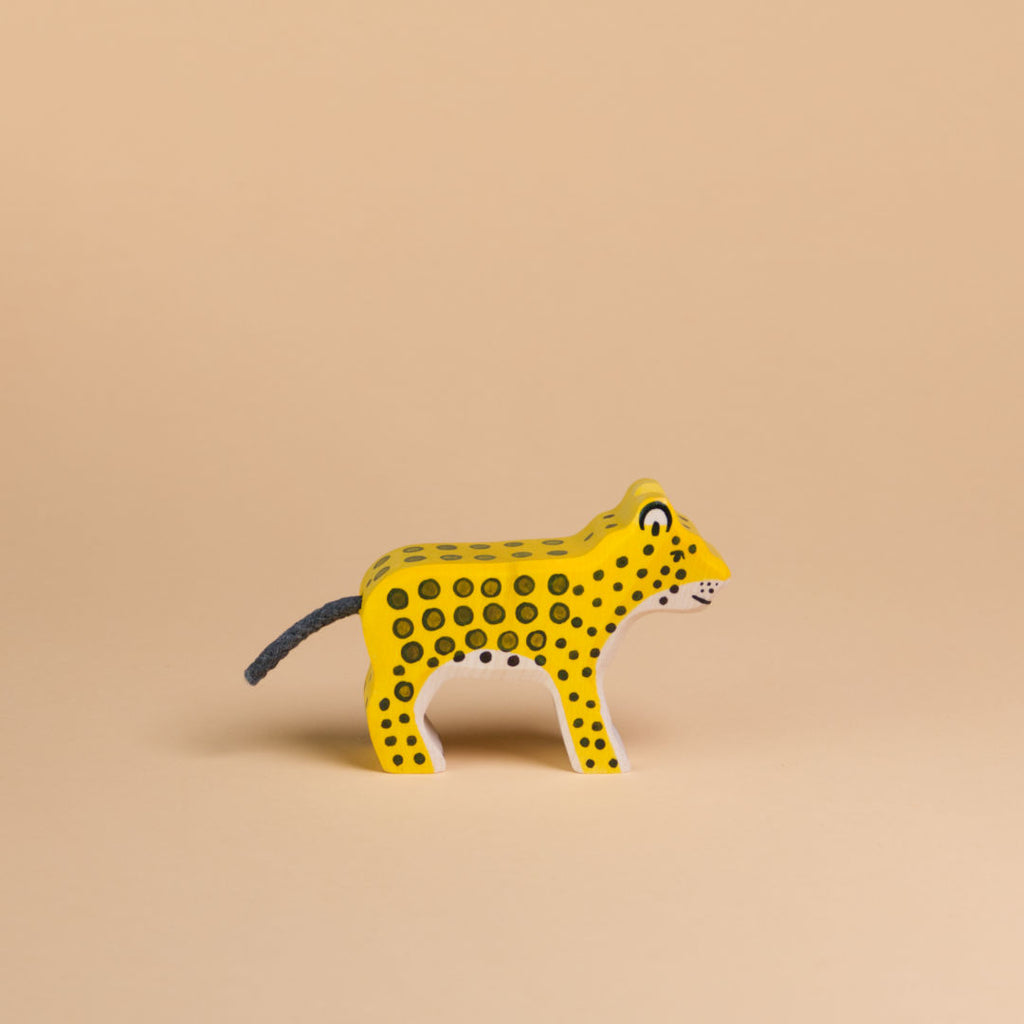 Leopard Jungtier von Holztiger