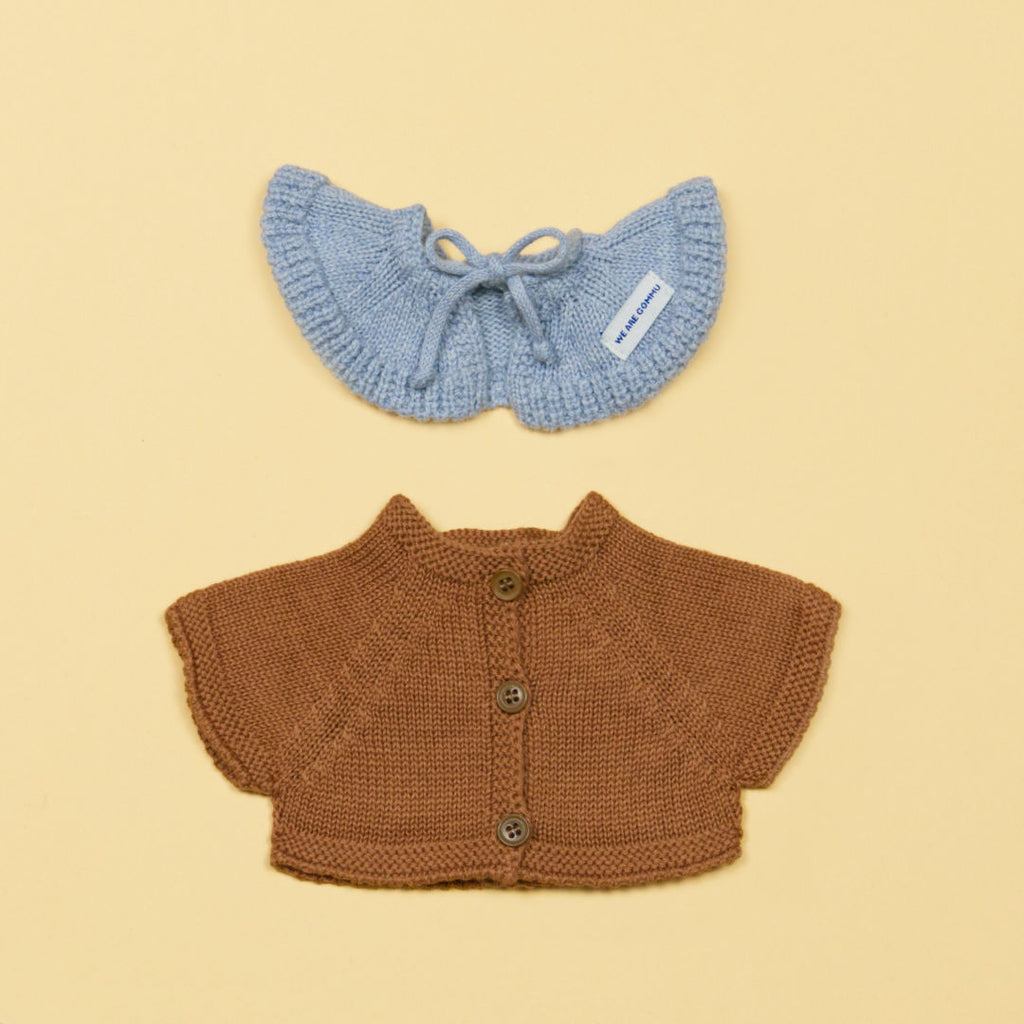 Puppen Kleidung "We are Gommu" look #35 mit strick Jacke und strick Kragen.