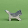 Ostheimertier Wolf klein spielend