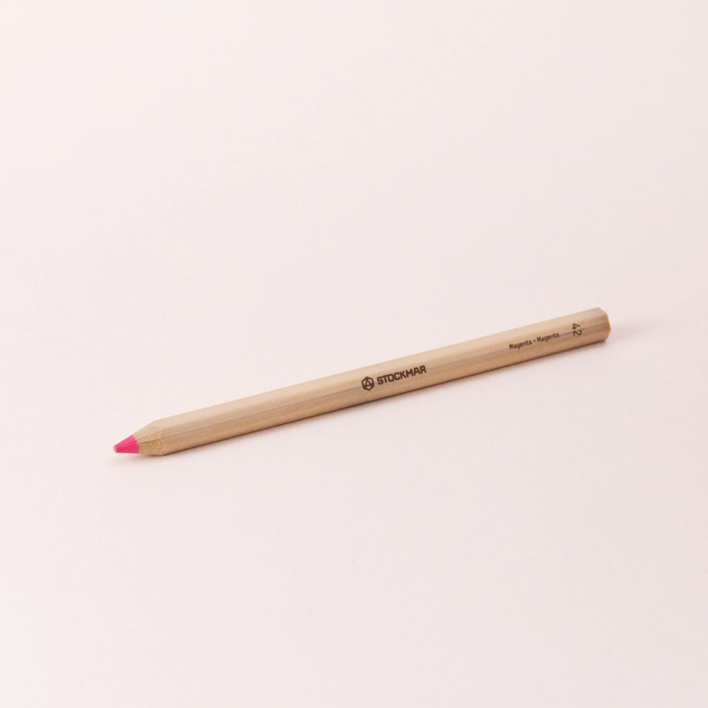Stift von Stockmar in Magenta, 6-eckig.