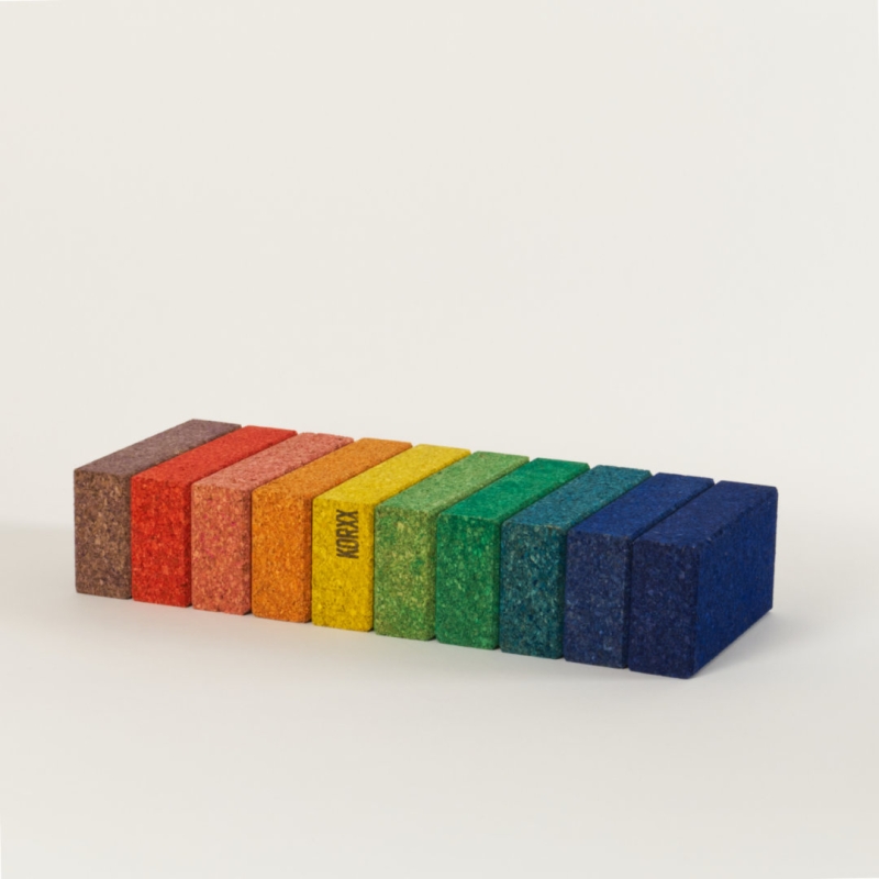 10-teiliges Set aus rechteckigen Korkbausteinen in Regenbogenfarben