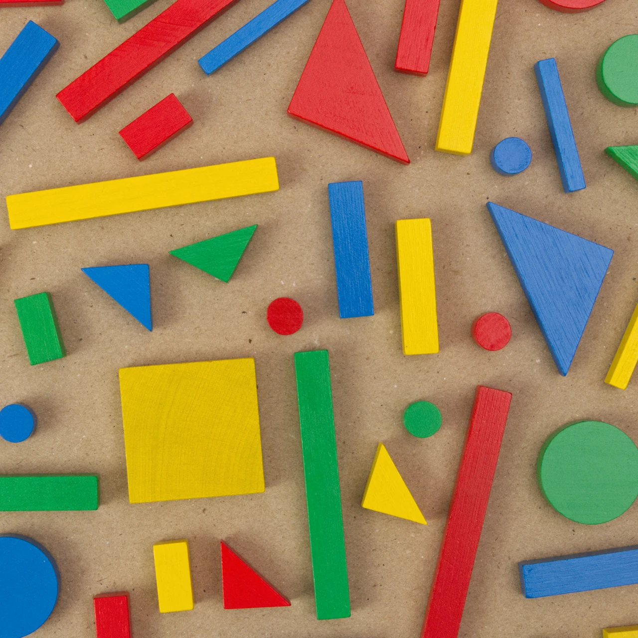 Fotomuster Magnetische Holzklötzchen, 80 geometrische Teile