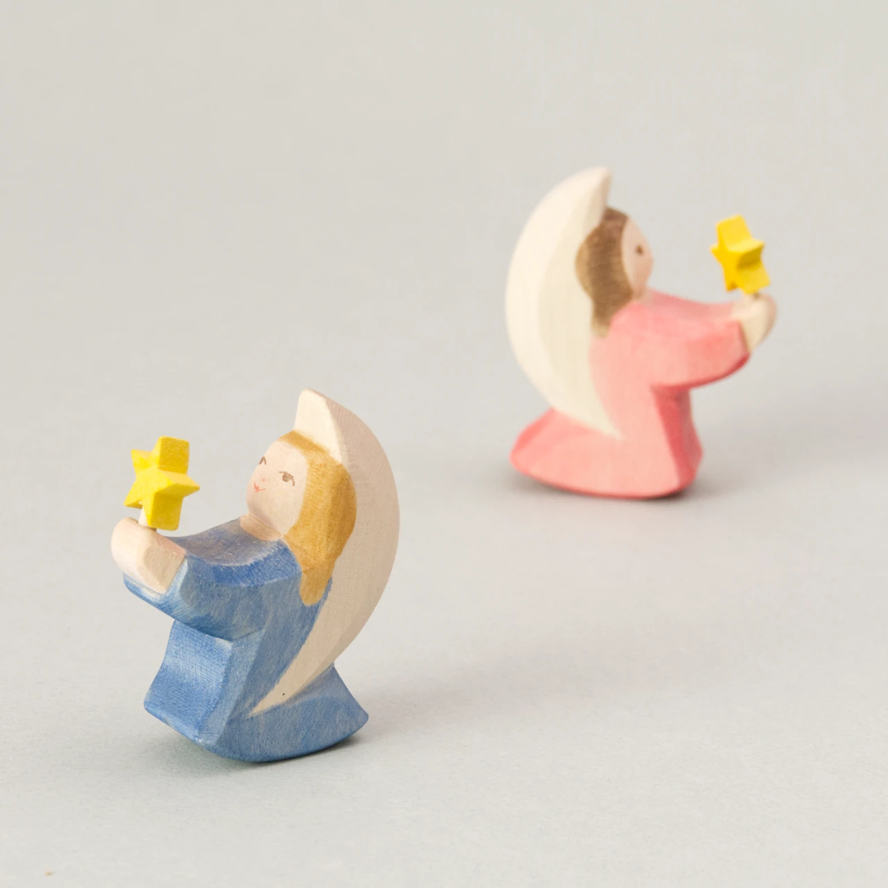 Ostheimer Engelchen mit Stern blau – Bild 2